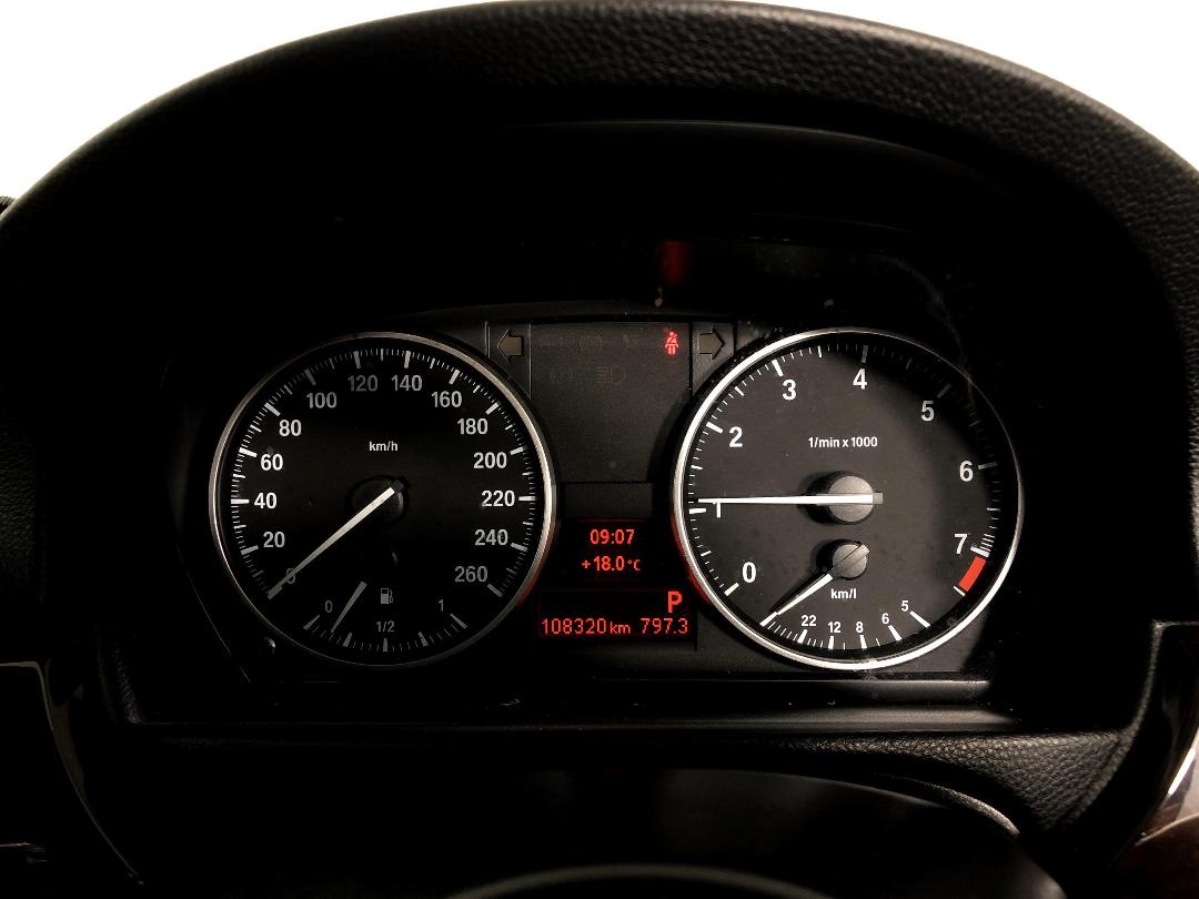 Photo '21' of BMW 320I