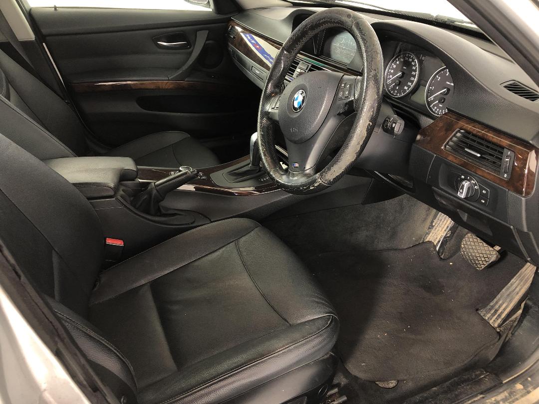 Photo '16' of BMW 320I