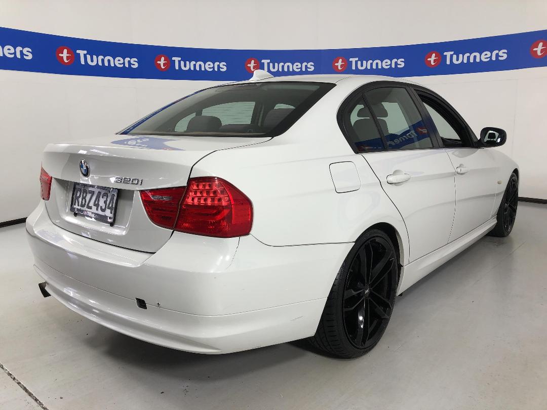 Photo '7' of BMW 320I