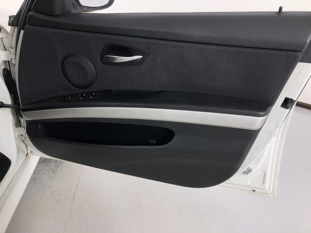 Photo '15' of BMW 320I