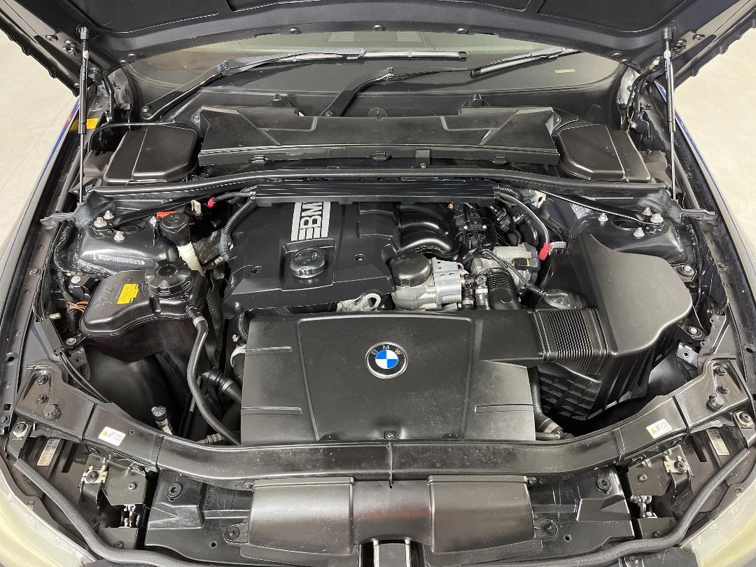 Photo '13' of BMW 320I