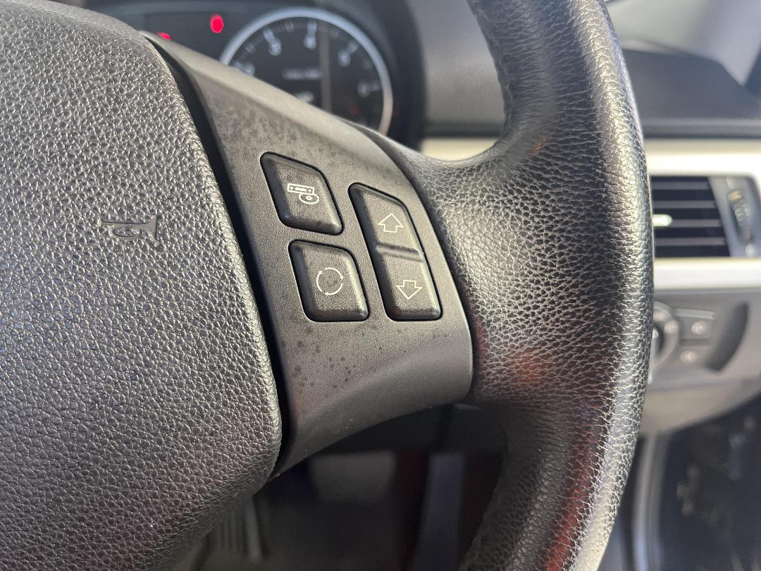 Photo '25' of BMW 320I