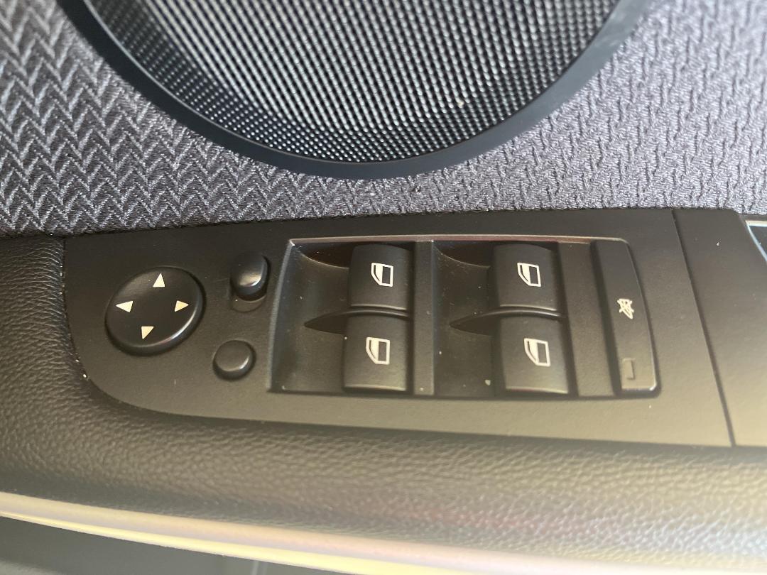 Photo '27' of BMW 320I