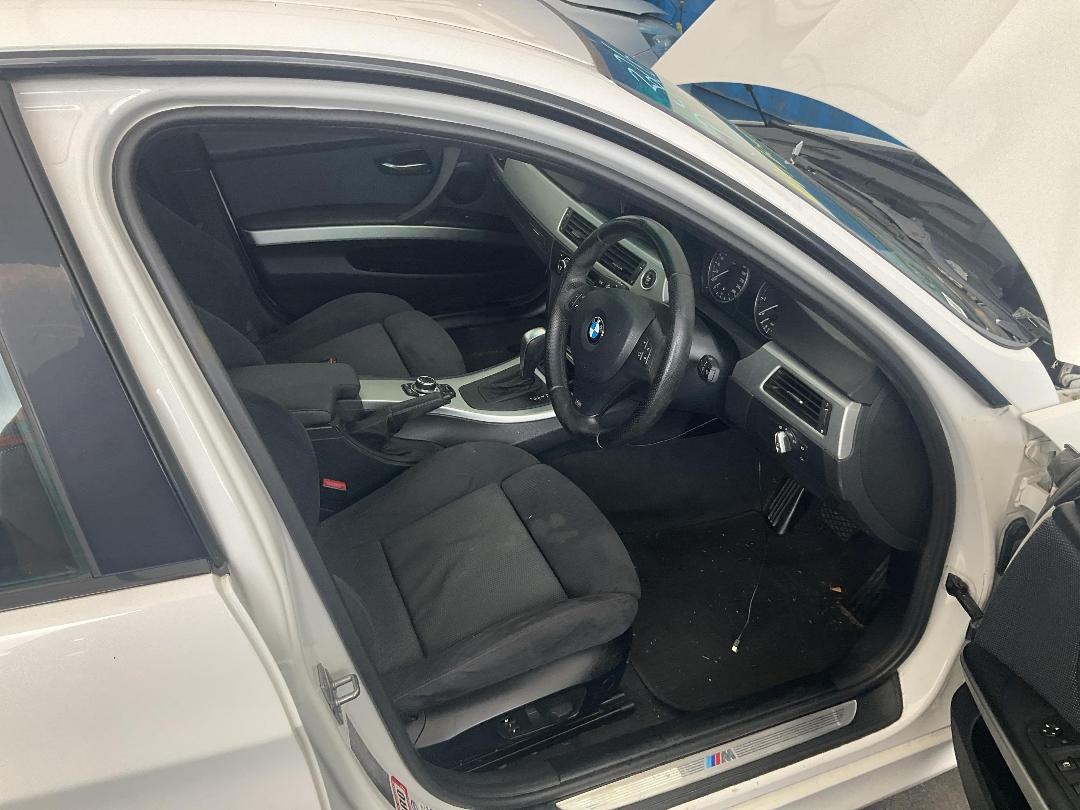 Photo '19' of BMW 320I