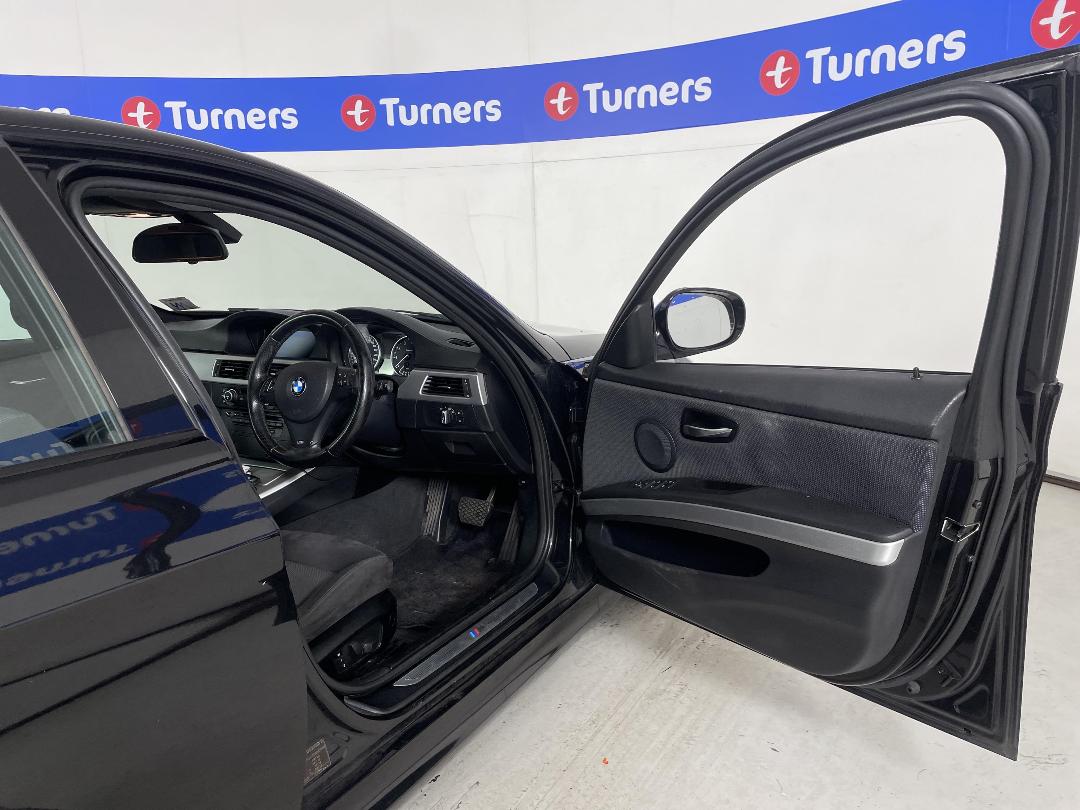 Photo '15' of BMW 325I Photo '15' of BMW 325I