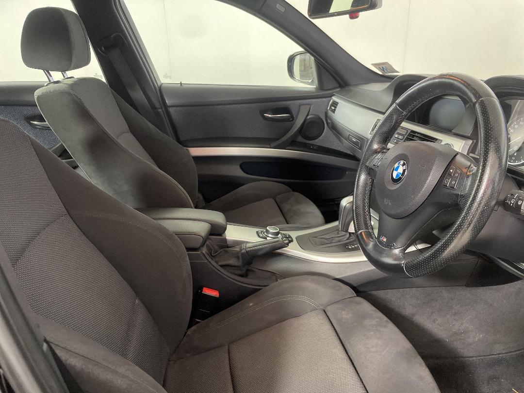 Photo '16' of BMW 325I Photo '16' of BMW 325I