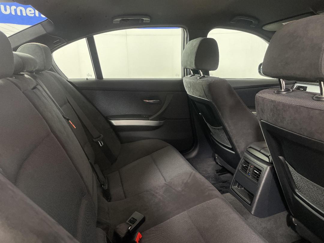 Photo '20' of BMW 325I Photo '20' of BMW 325I