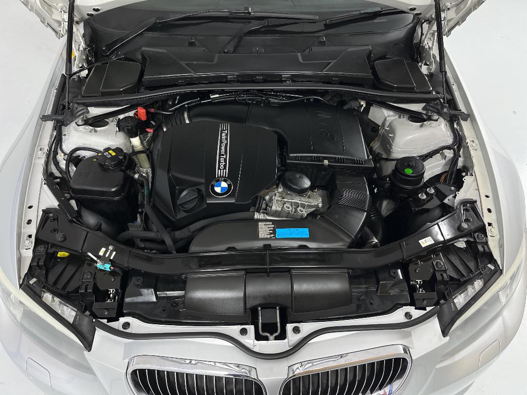 Photo '13' of BMW 335I