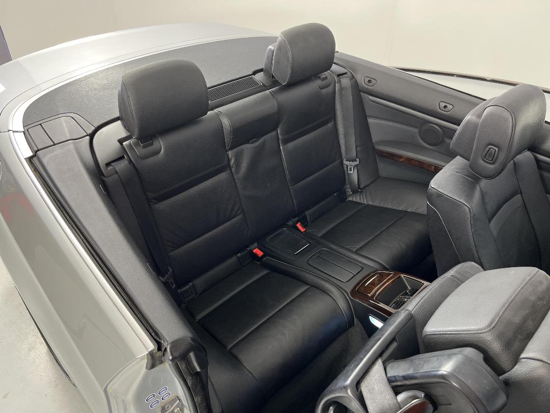 Photo '18' of BMW 335I