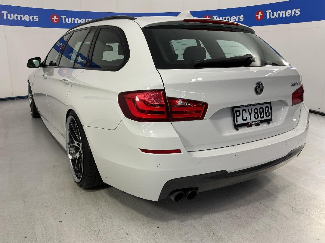 Photo '5' of BMW 523I Photo '5' of BMW 523I