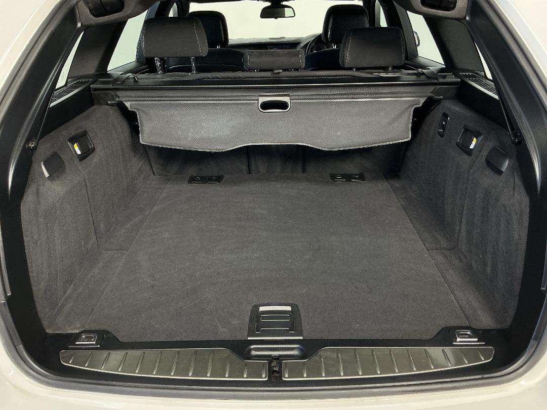 Photo '14' of BMW 523I Photo '14' of BMW 523I