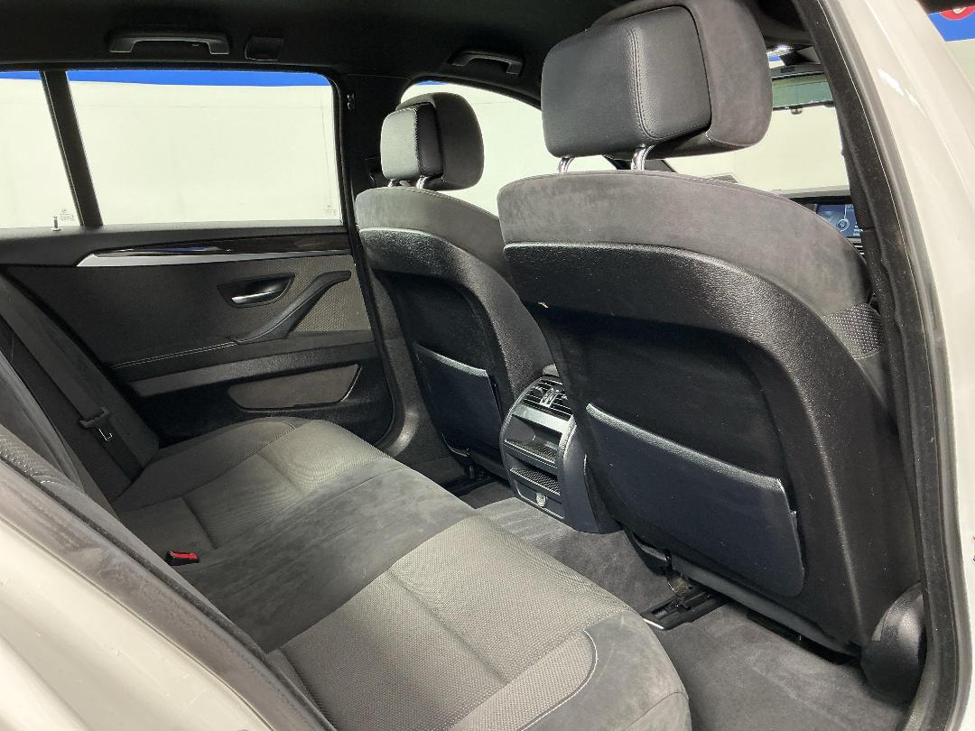 Photo '20' of BMW 523I Photo '20' of BMW 523I