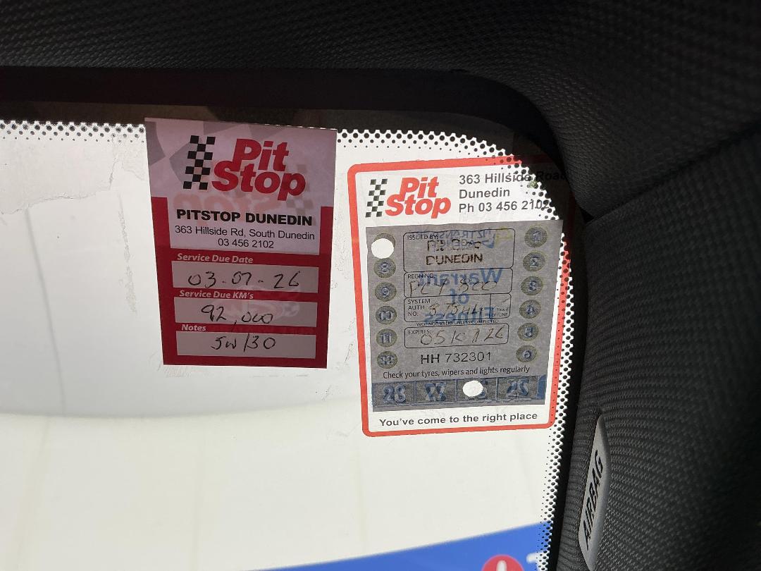 Photo '27' of BMW 523I Photo '27' of BMW 523I