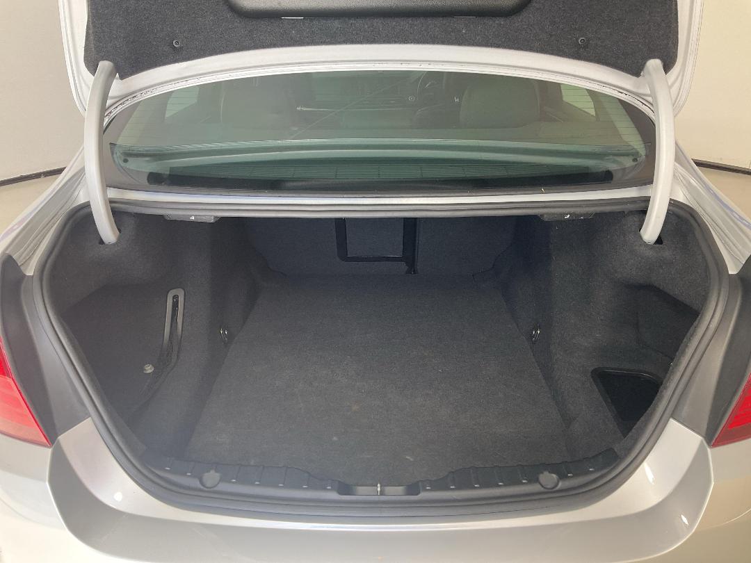 Photo '14' of BMW 523I Photo '14' of BMW 523I