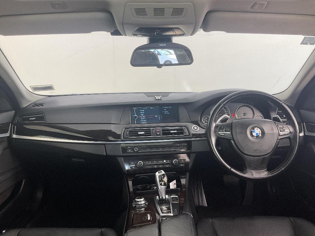 Photo '17' of BMW 523I Photo '17' of BMW 523I