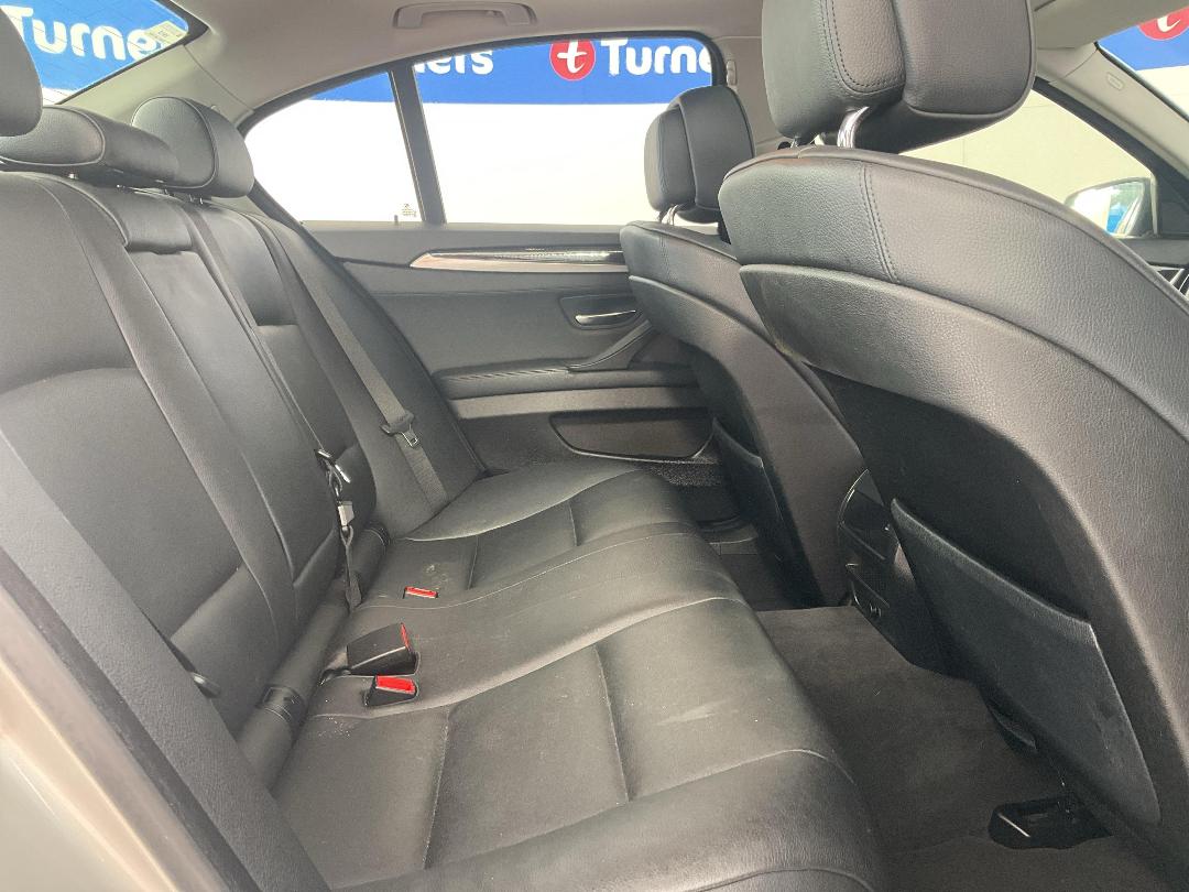 Photo '20' of BMW 523I Photo '20' of BMW 523I