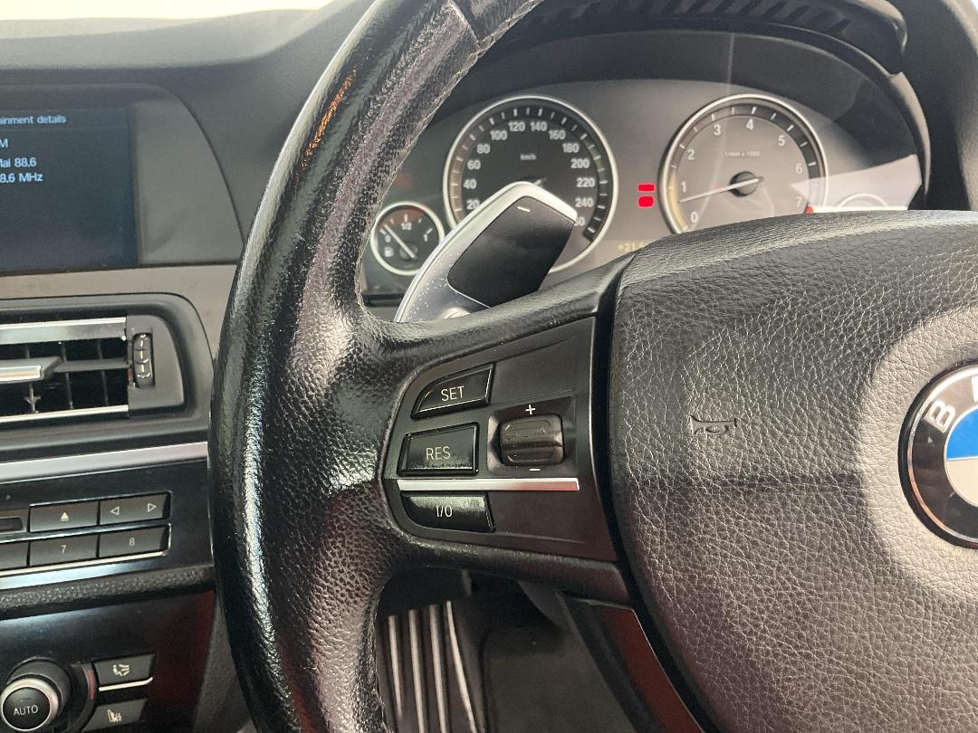 Photo '26' of BMW 523I Photo '26' of BMW 523I