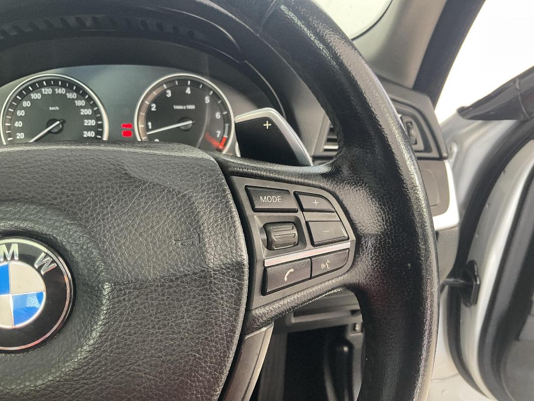 Photo '27' of BMW 523I Photo '27' of BMW 523I