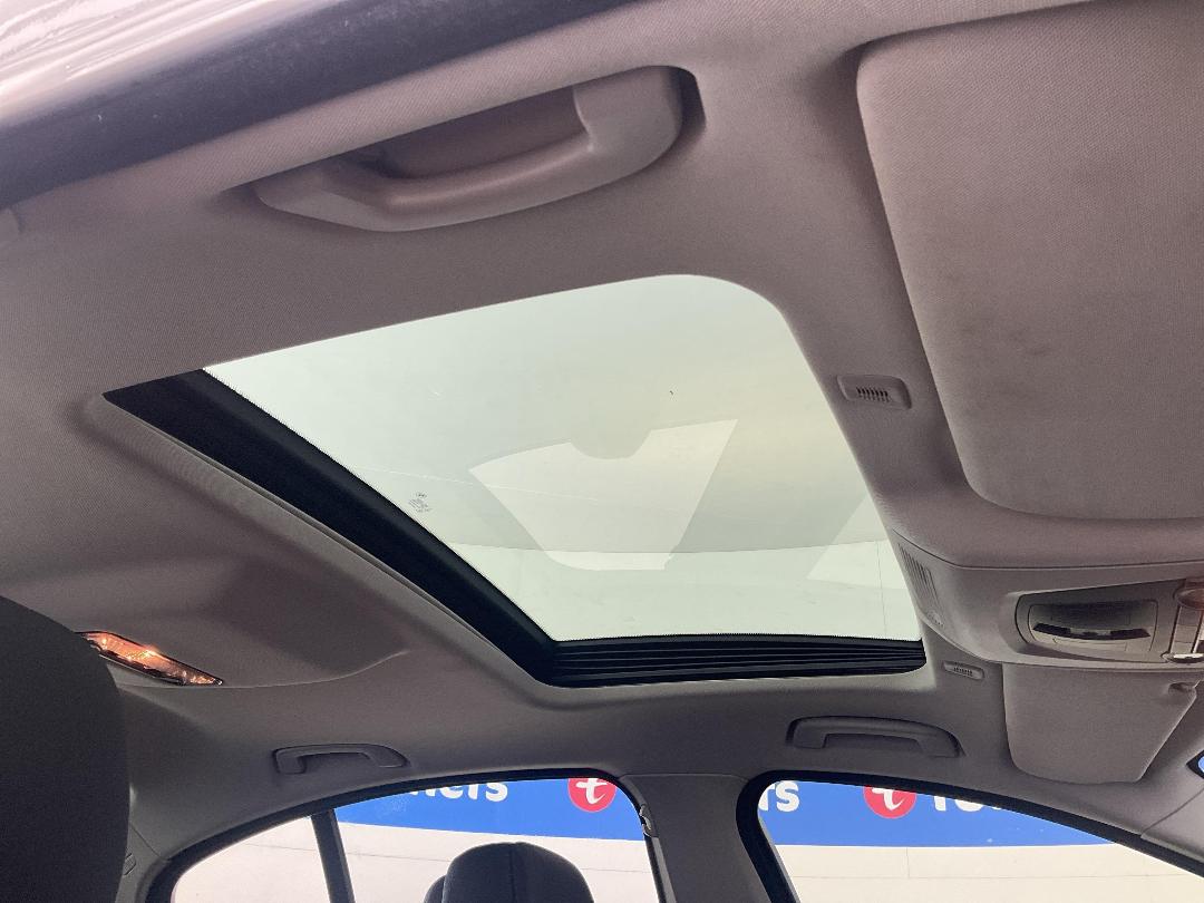 Photo '33' of BMW 523I Photo '33' of BMW 523I