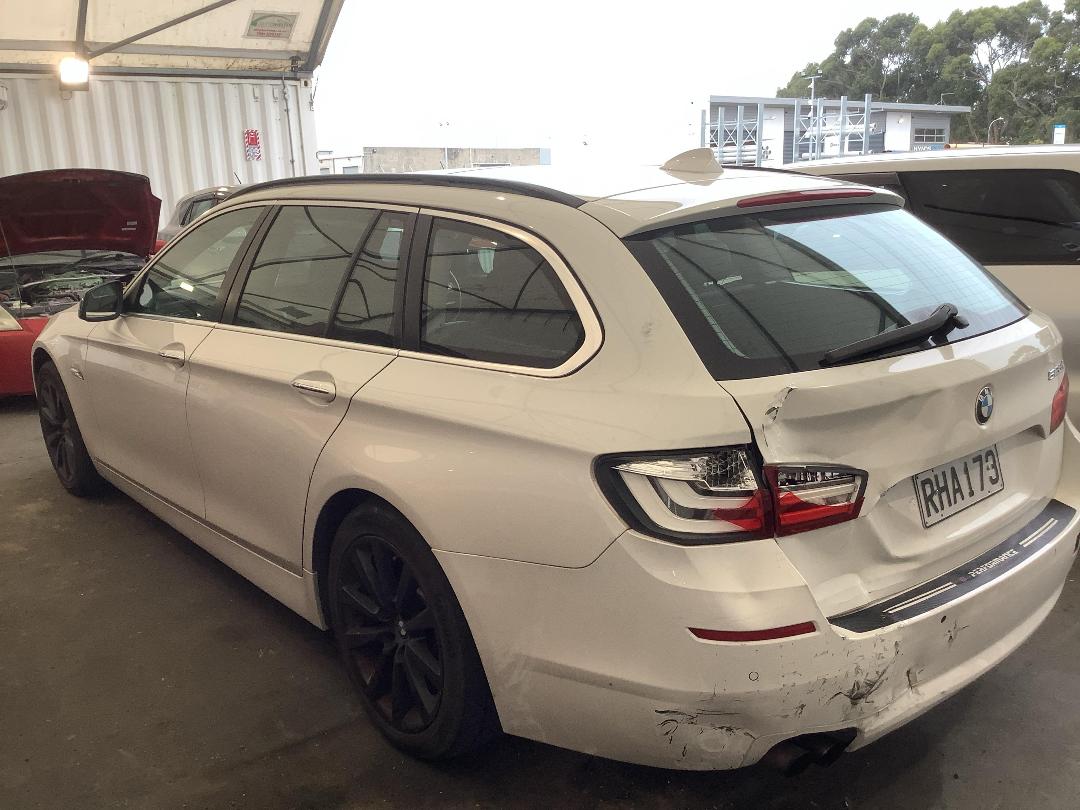 Photo '4' of BMW 528I Photo '4' of BMW 528I