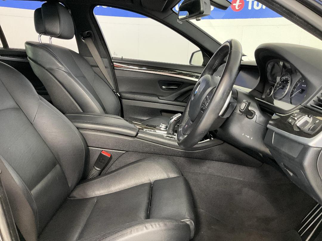 Photo '16' of BMW 530I Photo '16' of BMW 530I