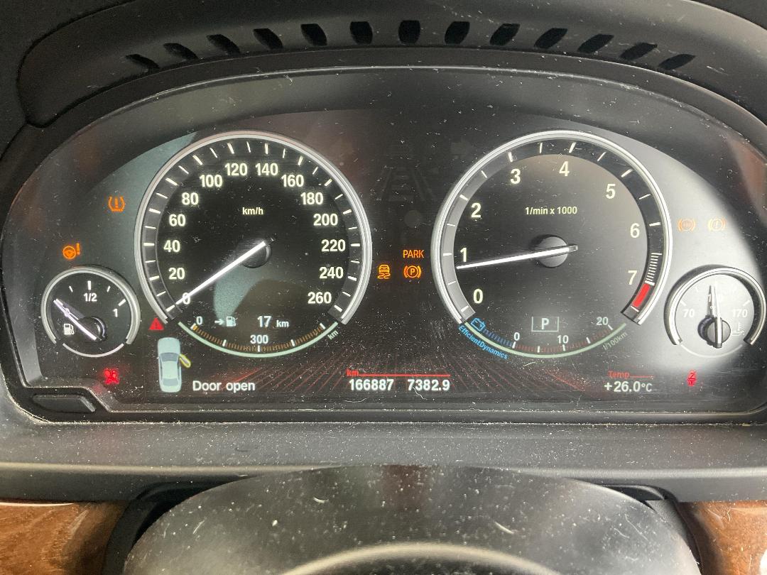 Photo '10' of BMW 550I