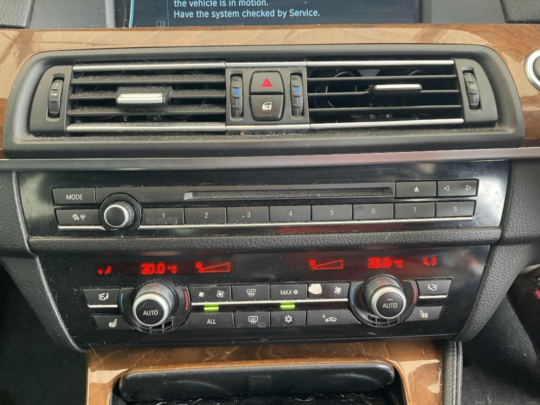 Photo '11' of BMW 550I