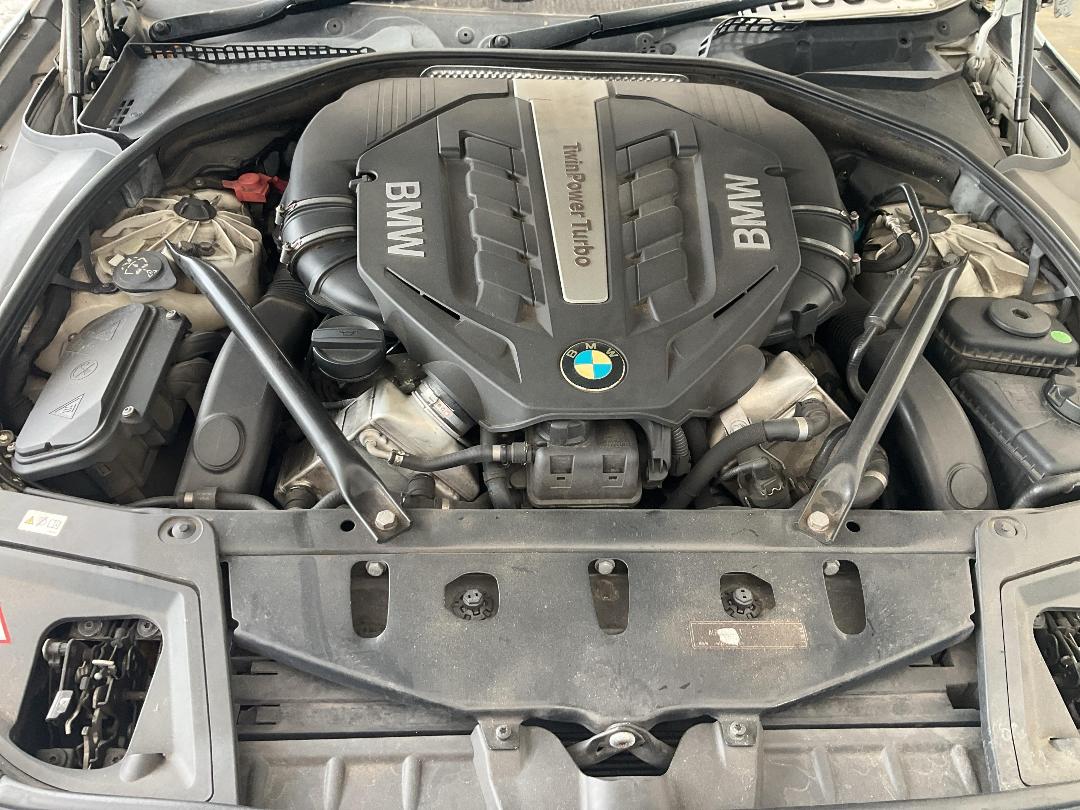 Photo '15' of BMW 550I