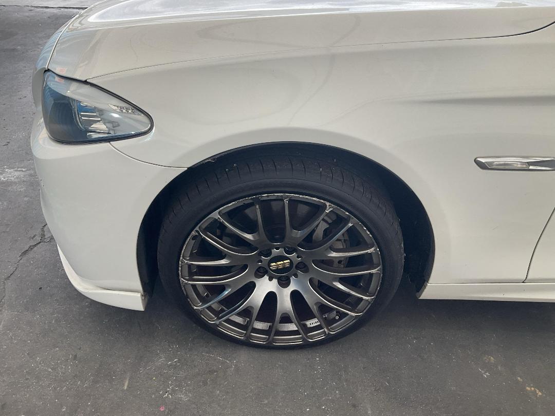 Photo '17' of BMW 550I