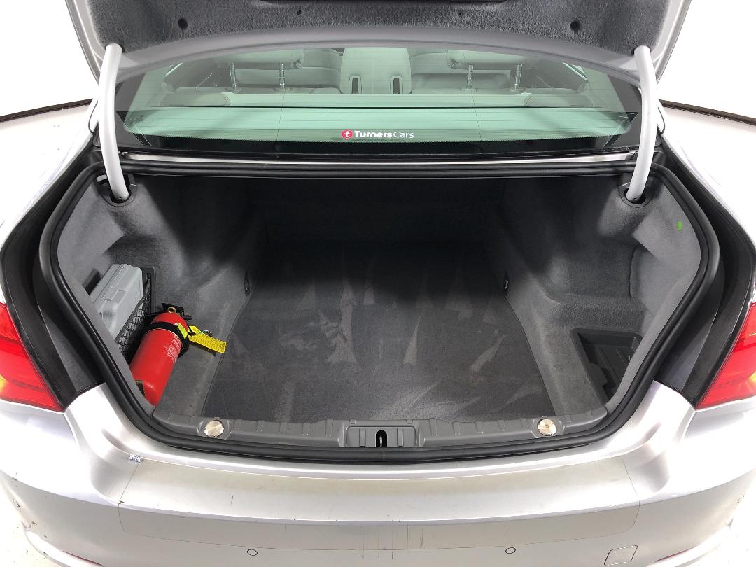 Photo '14' of BMW 7 Series