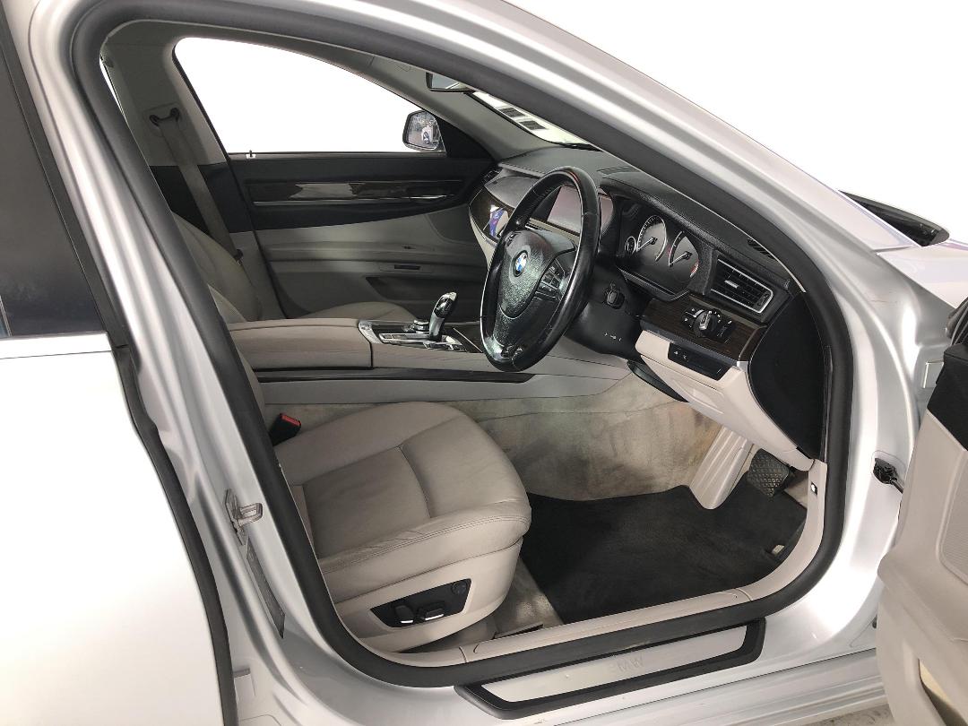 Photo '16' of BMW 7 Series