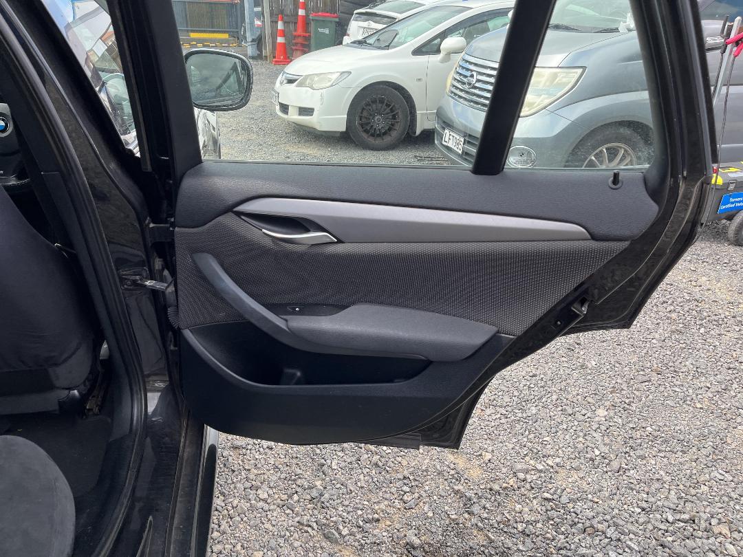 Photo '17' of BMW X1 Sdrive 18I