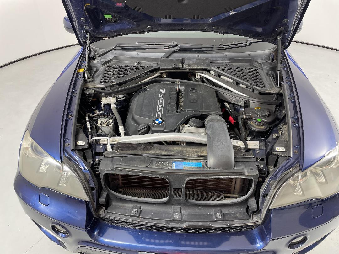 Photo '13' of BMW X5 Photo '13' of BMW X5