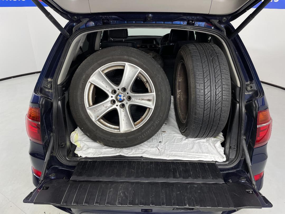 Photo '14' of BMW X5 Photo '14' of BMW X5