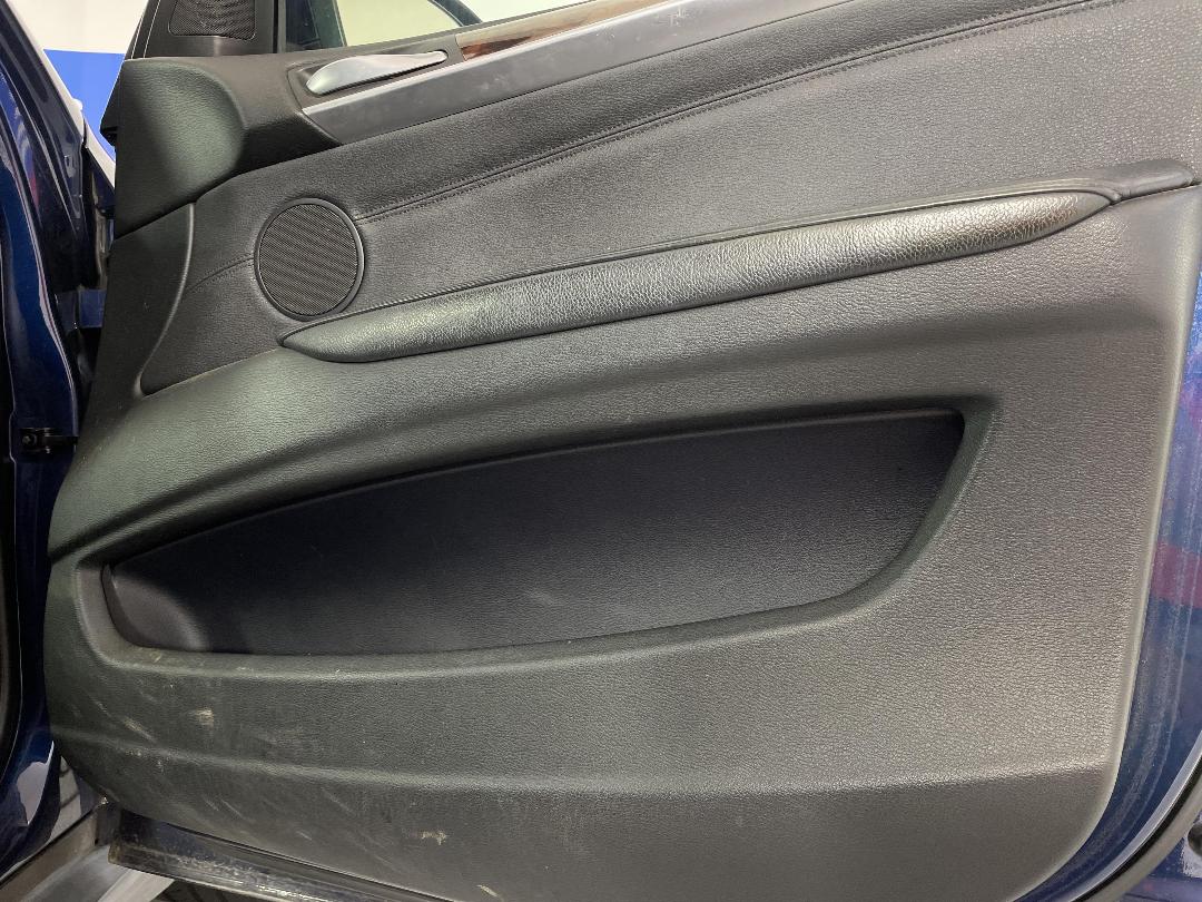 Photo '15' of BMW X5 Photo '15' of BMW X5