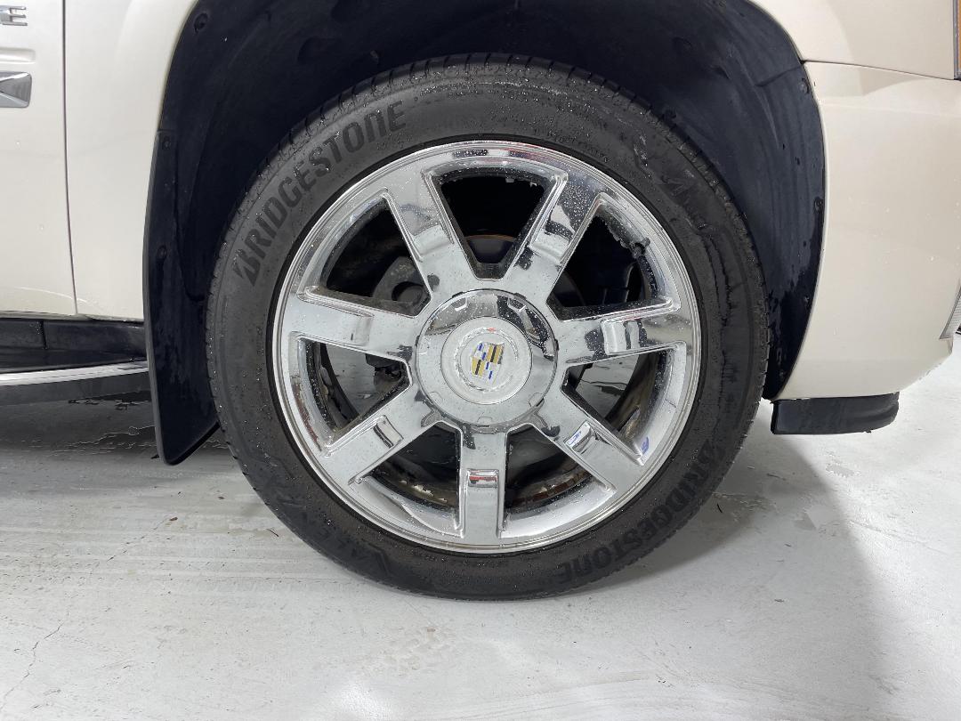 Photo '9' of Cadillac Escalade