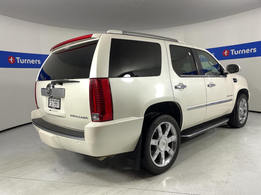 Photo '7' of Cadillac Escalade