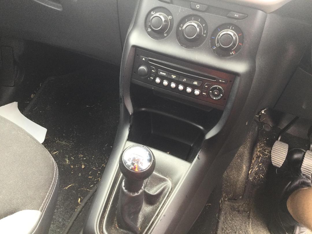 Photo '12' of Citroen C3 VT