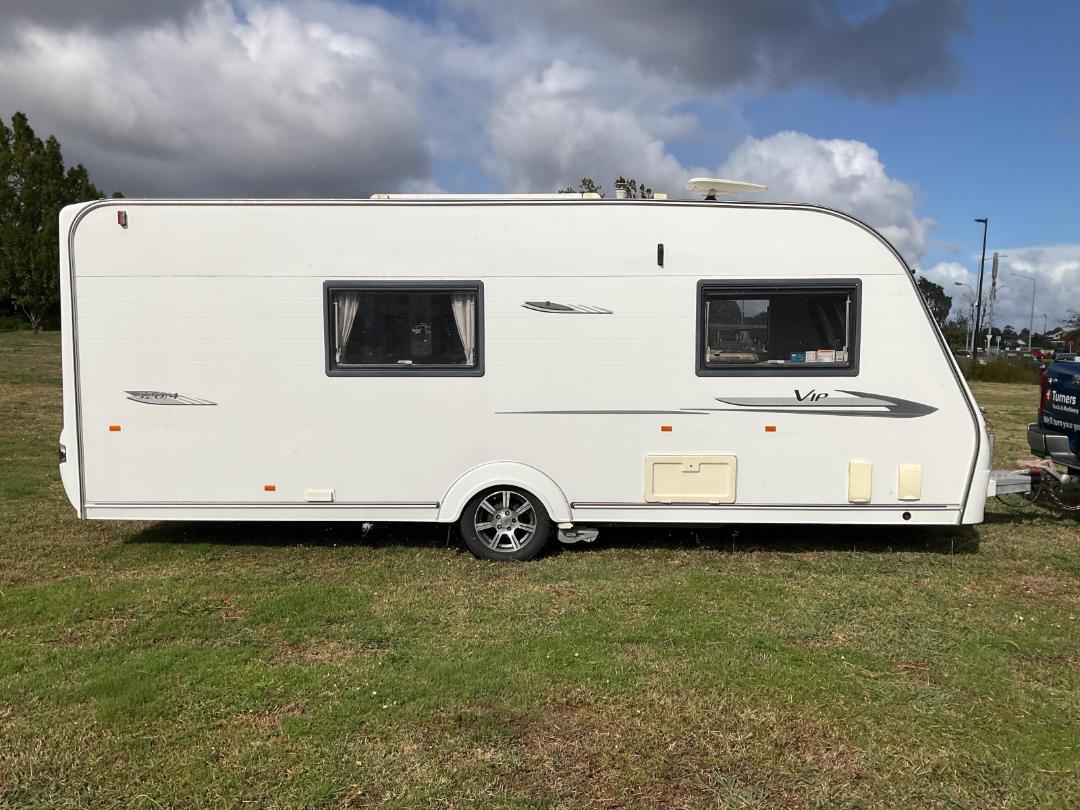 Photo '2' of COACHMAN 520 Caravan - Single Photo '2' of COACHMAN 520 Caravan - Single