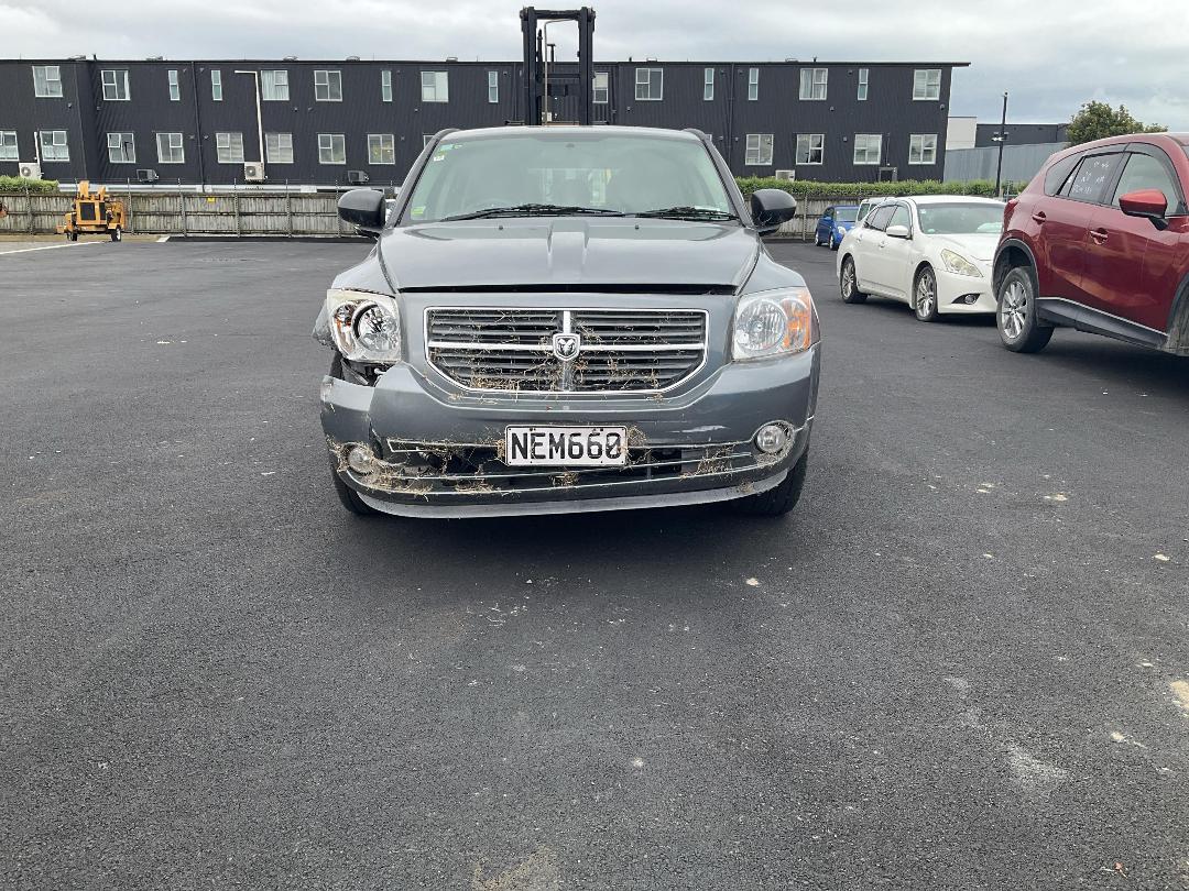 Photo '8' of Dodge Caliber SXT Photo '8' of Dodge Caliber SXT