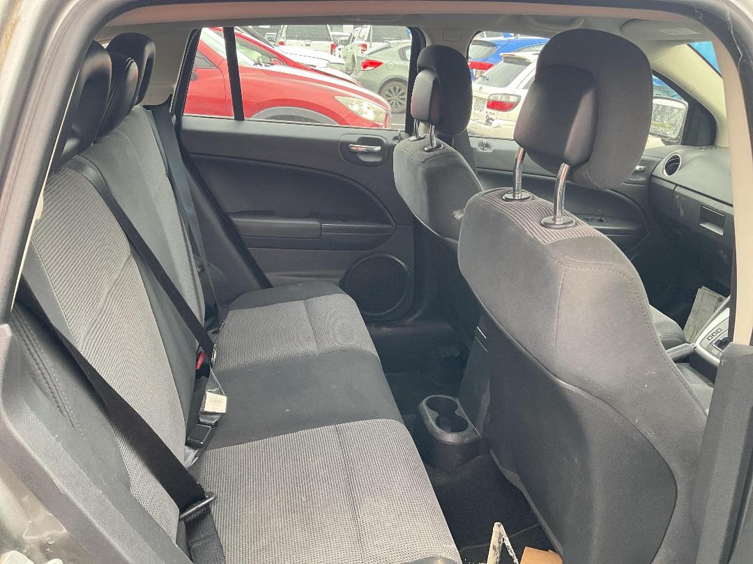 Photo '13' of Dodge Caliber SXT Photo '13' of Dodge Caliber SXT