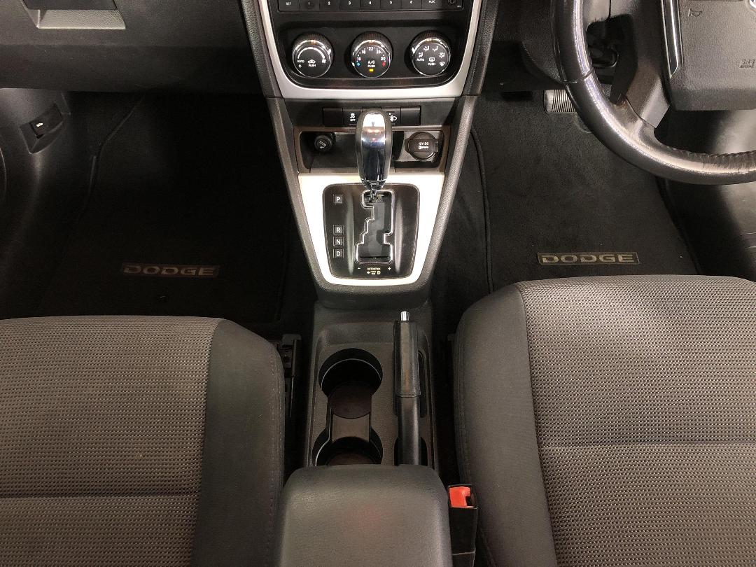 Photo '18' of Dodge Caliber Photo '18' of Dodge Caliber