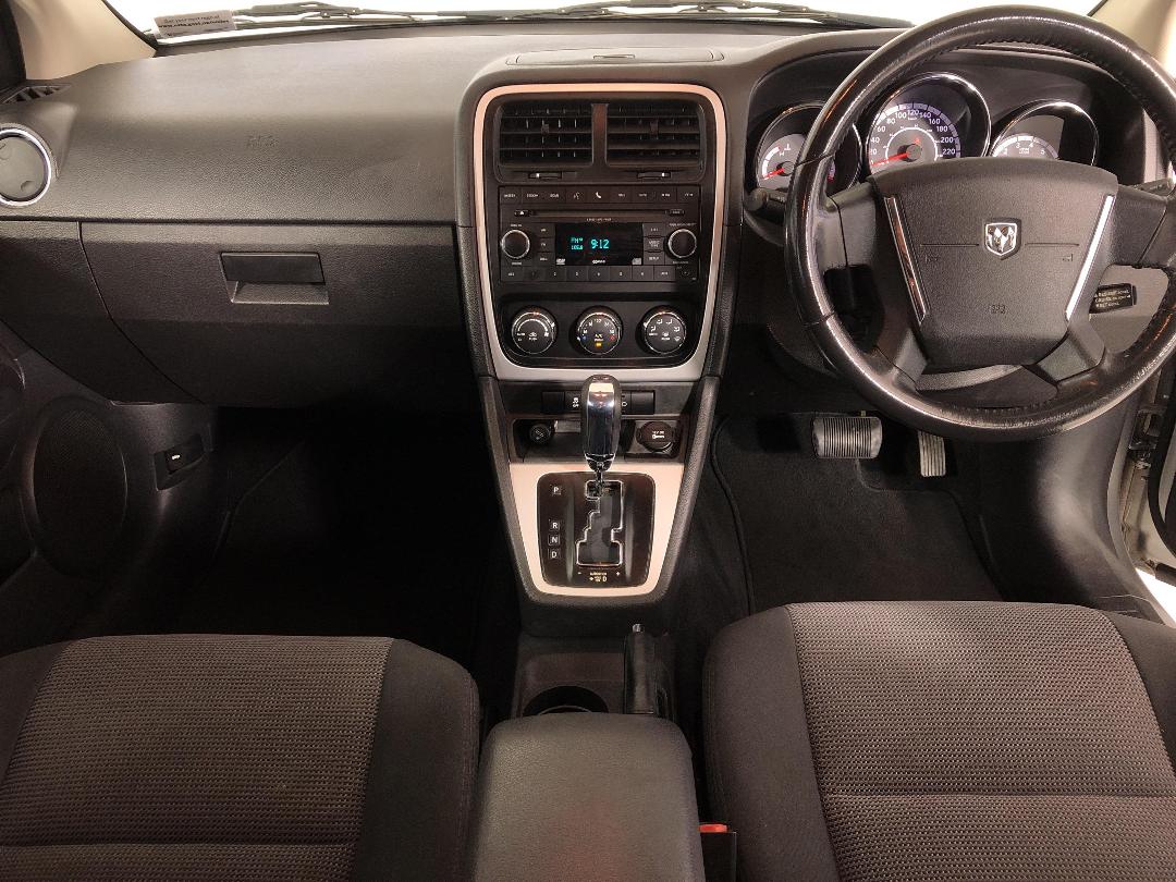 Photo '17' of Dodge Caliber Photo '17' of Dodge Caliber