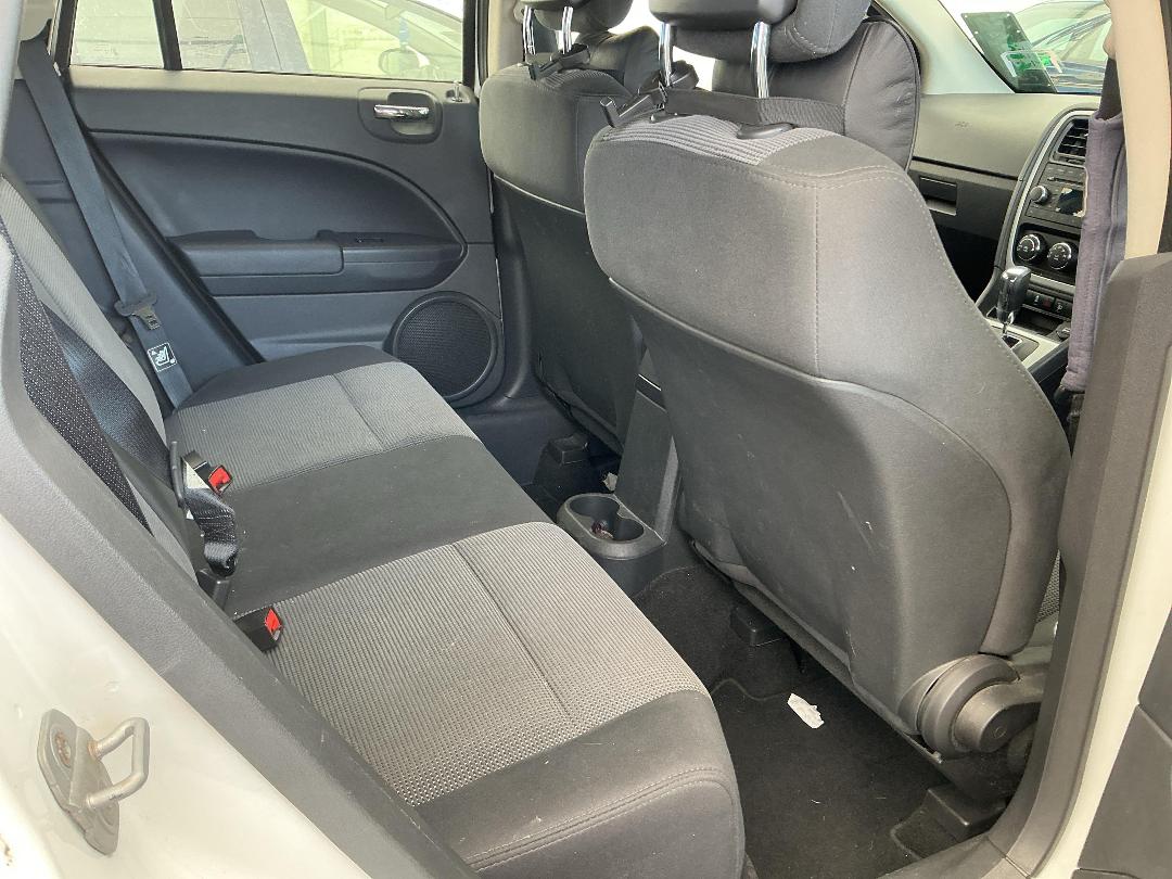 Photo '8' of Dodge Caliber SXT