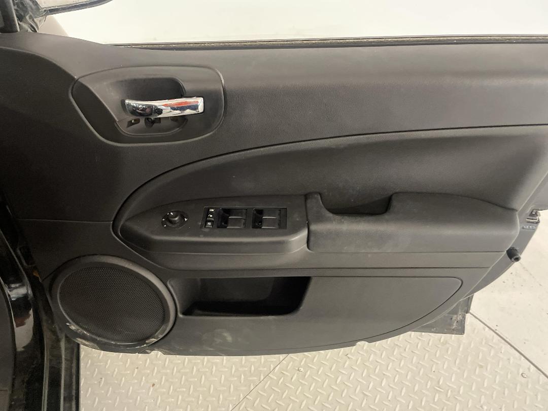 Photo '13' of Dodge Caliber SXT