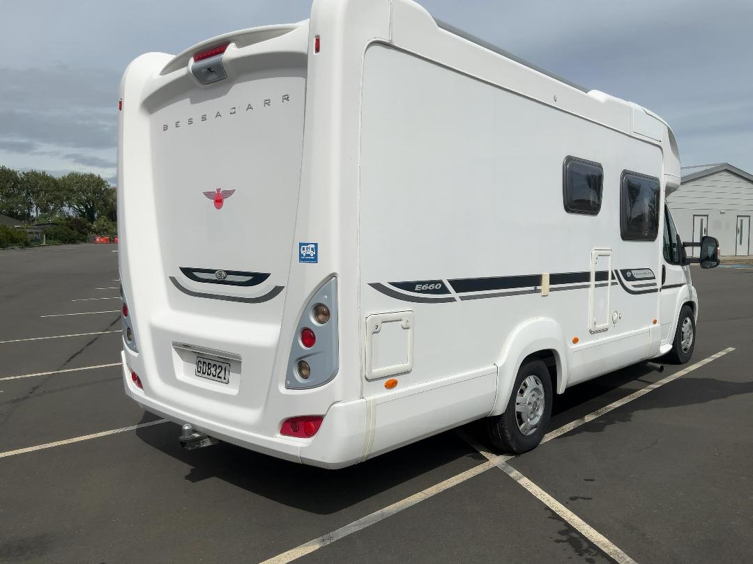Photo '3' of Fiat Ducato Bessacarr E660 Motorhome