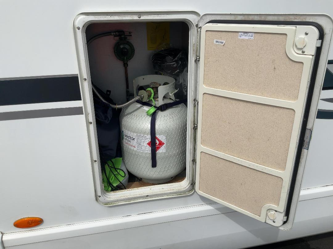 Photo '28' of Fiat Ducato Bessacarr E660 Motorhome