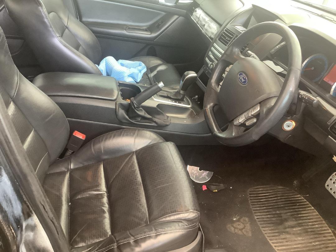 Photo '12' of Ford Falcon FG XR6 Absvp Photo '12' of Ford Falcon FG XR6 Absvp