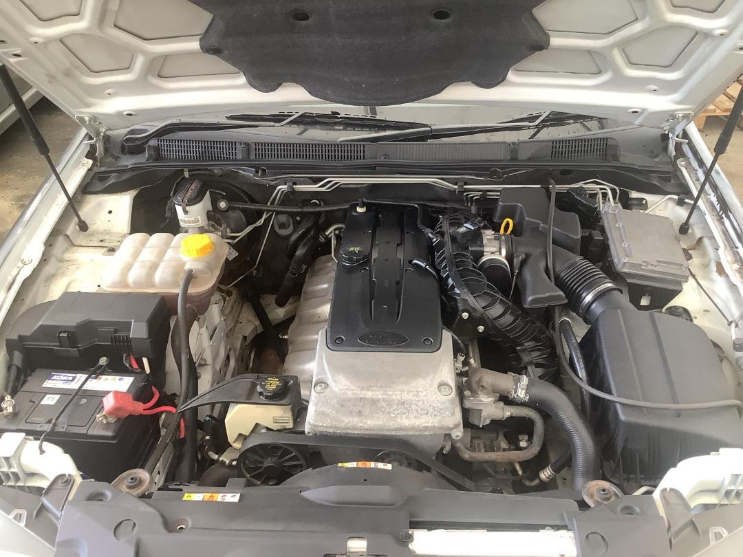 Photo '17' of Ford Falcon FG XR6 Absvp Photo '17' of Ford Falcon FG XR6 Absvp