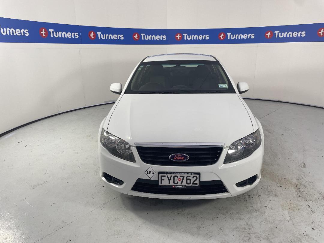 Photo '2' of Ford Falcon